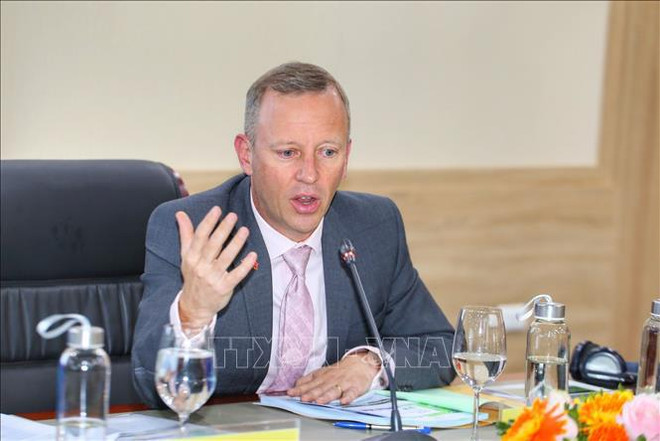 La visite du président de l'AN au Royaume-Uni, occasion de renforcer la coopération bilatérale ảnh 2