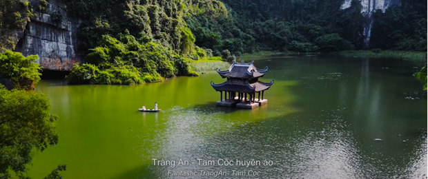 Un artiste sud-coréen sort une chanson présentant des sites touristiques du Vietnam ảnh 1 Un artiste sud-coréen sort une chanson présentant des sites touristiques du Vietnam ảnh 1