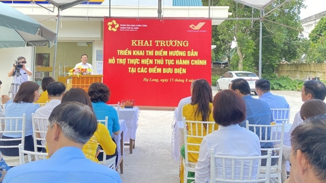 Quang Ninh: Ha Long pilote un traitement de procédures administratives dans des bureaux de poste ảnh 1 Quang Ninh: Ha Long pilote un traitement de procédures administratives dans des bureaux de poste ảnh 1