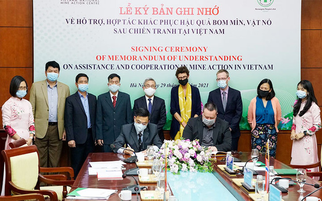Mobiliser les ressources internationales pour surmonter les conséquences des bombes et des mines ảnh 1 Mobiliser les ressources internationales pour surmonter les conséquences des bombes et des mines ảnh 1