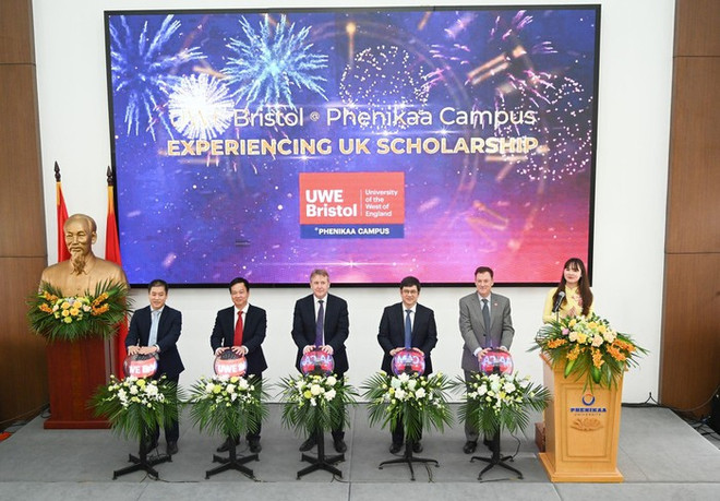 Le Fonds de bourse d'études "EXPERIENCING UK - découvir le Royaume-Uni" voit le jour ảnh 1 Le Fonds de bourse d'études "EXPERIENCING UK - découvir le Royaume-Uni" voit le jour ảnh 1