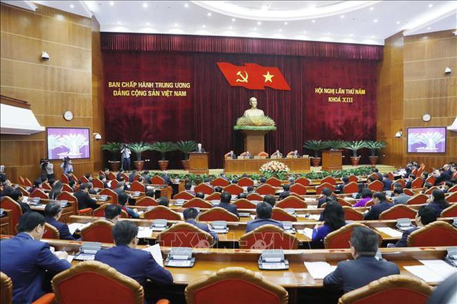 Quatrième journée de travail du 5e Plénum du Comité central du Parti du 13e mandat ảnh 1 Quatrième journée de travail du 5e Plénum du Comité central du Parti du 13e mandat ảnh 1