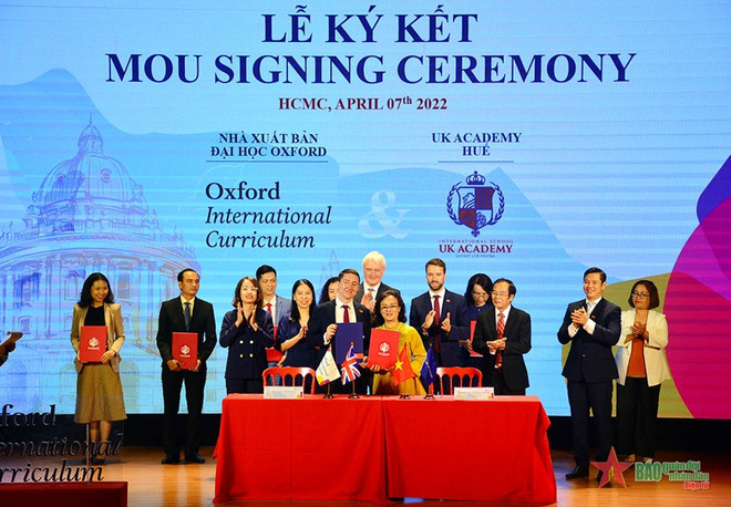 Développement du programme « Oxford International Curriculum » au Vietnam ảnh 1