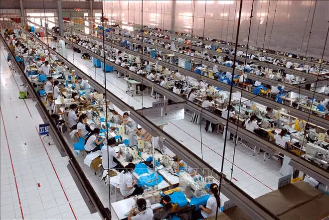 Le Vietnam cible 43 milliards de dollars d'exportations de textile-habillement en 2022 ảnh 2
