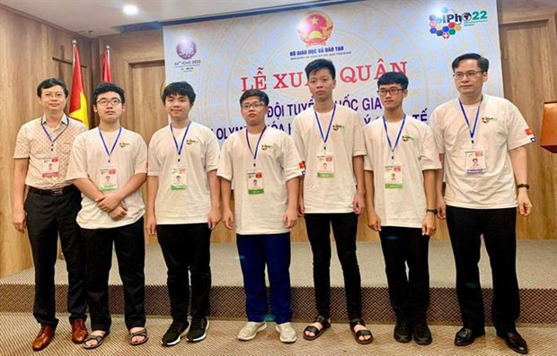 Cinq élèves vietnamiens primés aux Olympiades internationales de physique 2022 ảnh 1 Cinq élèves vietnamiens primés aux Olympiades internationales de physique 2022 ảnh 1