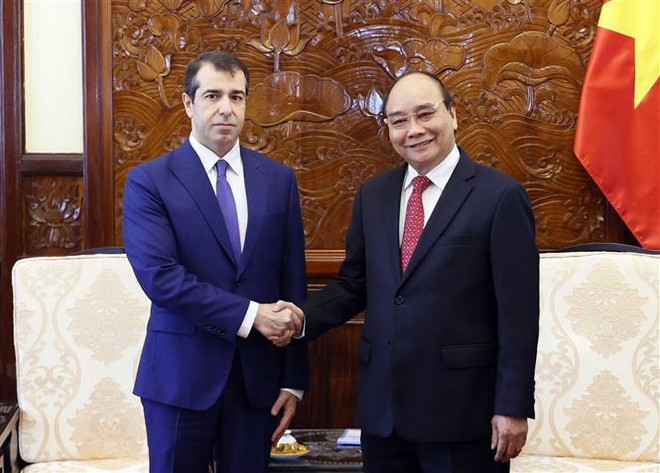 Le président Nguyen Xuan Phuc reçoit les ambassadeurs d'Arabie saoudite, d’Israël et d’Azerbaïdjan ảnh 3 Le président Nguyen Xuan Phuc reçoit les ambassadeurs d'Arabie saoudite, d’Israël et d’Azerbaïdjan ảnh 3
