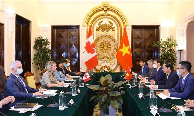 Renforcement des relations Vietnam-Canada ảnh 2 Renforcement des relations Vietnam-Canada ảnh 2