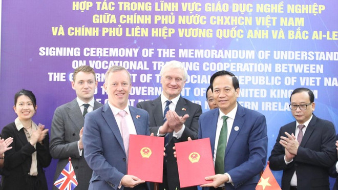 Formation professionnelle: signature d'un protocole d'accord entre le Vietnam et le Royaume-Uni ảnh 1 Formation professionnelle: signature d'un protocole d'accord entre le Vietnam et le Royaume-Uni ảnh 1