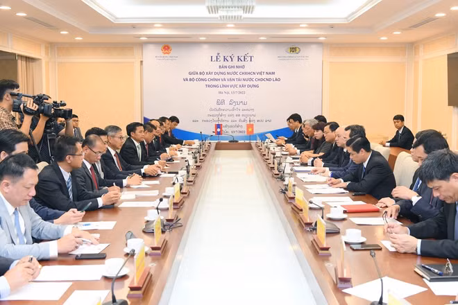 Vietnam et Laos renforcent la coopération dans la construction ảnh 2 Vietnam et Laos renforcent la coopération dans la construction ảnh 2