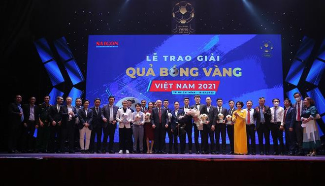 Football: Hoang Duc, Huynh Nhu et Ho Van Y remportent le Ballon d’Or 2021 du Vietnam ảnh 2 Football: Hoang Duc, Huynh Nhu et Ho Van Y remportent le Ballon d’Or 2021 du Vietnam ảnh 2