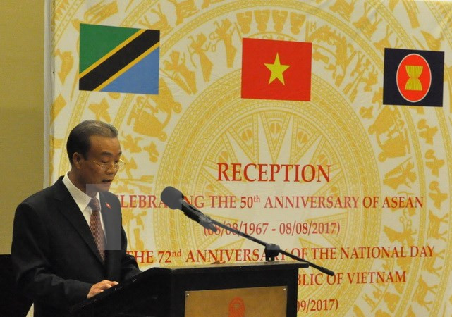 La 72e Fête nationale du Vietnam célébrée en Tanzanie et en Malaisie ảnh 1