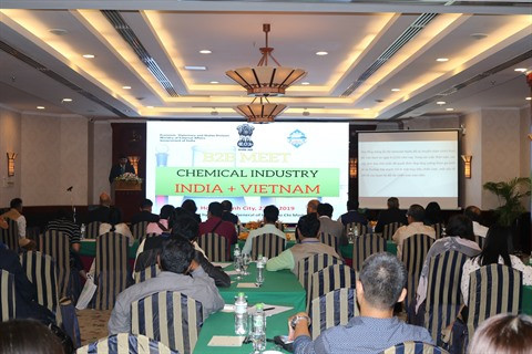 Industrie chimique: 22 entreprises indiennes explorent le Vietnam ảnh 1 Industrie chimique: 22 entreprises indiennes explorent le Vietnam ảnh 1