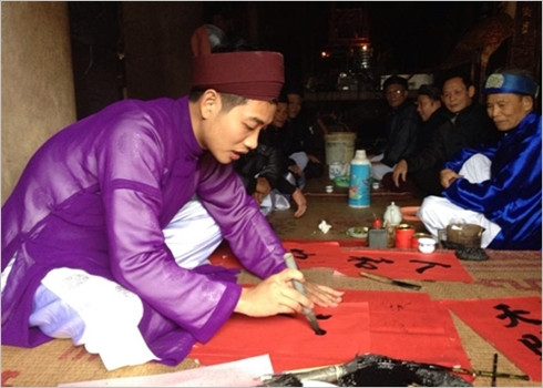 Découverte du Têt d’antan avec le groupe Đình làng Việt ảnh 2