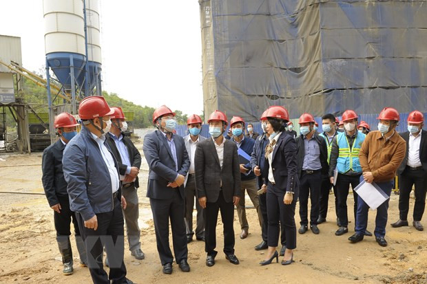 Prorogation de la mise en service de la plus grande usine d'incinération des déchets de Hanoï ảnh 2 Prorogation de la mise en service de la plus grande usine d'incinération des déchets de Hanoï ảnh 2