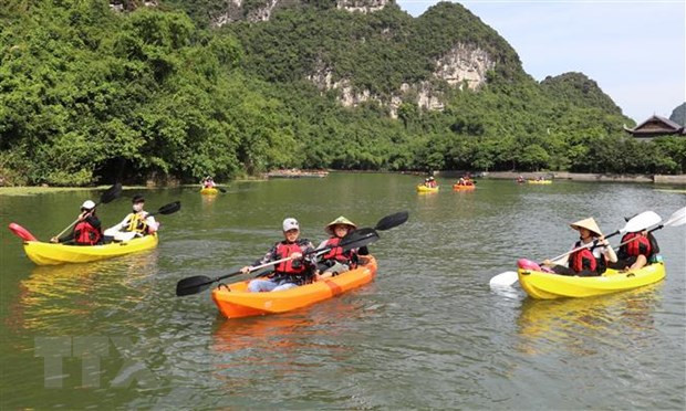 Ninh Binh travaille pour assurer la sécurité de l'ouverture de l'Année nationale du tourisme 2021 ảnh 2 Ninh Binh travaille pour assurer la sécurité de l'ouverture de l'Année nationale du tourisme 2021 ảnh 2