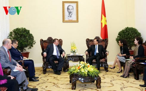 Le vice-PM Vu Van Ninh reçoit le président de la Banque internationale d'investissement ảnh 1 Le vice-PM Vu Van Ninh reçoit le président de la Banque internationale d'investissement ảnh 1