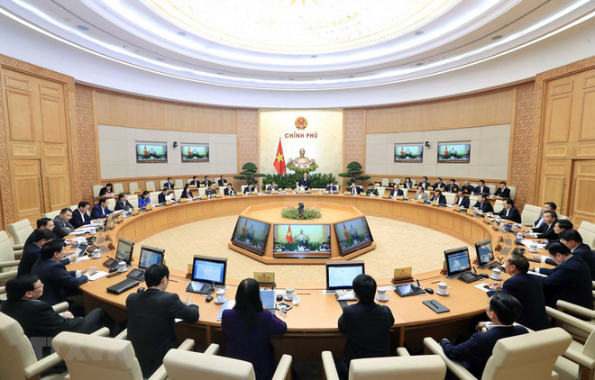Le PM Nguyên Xuân Phuc préside la dernière réunion gouvernementale de 2019 ảnh 1 Le PM Nguyên Xuân Phuc préside la dernière réunion gouvernementale de 2019 ảnh 1