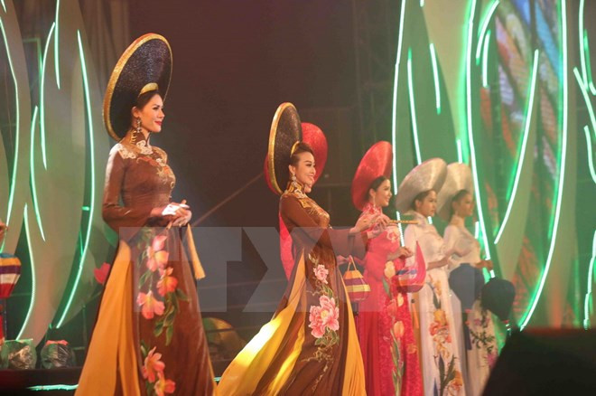 Clôture du Festival des fleurs de Da Lat 2017 ảnh 1 Clôture du Festival des fleurs de Da Lat 2017 ảnh 1