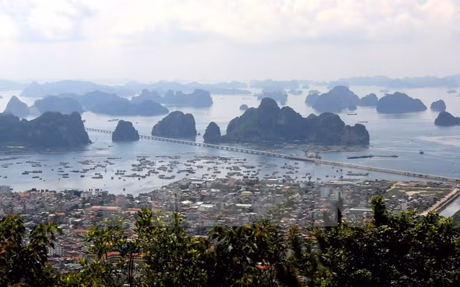 Une centaine d'activités pour l'Année nationale du tourisme Ha Long - Quang Ninh 2018 ảnh 1