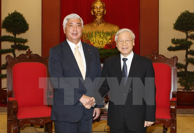Des dirigeants reçoivent le ministre japonais de la Défense ảnh 1 Des dirigeants reçoivent le ministre japonais de la Défense ảnh 1