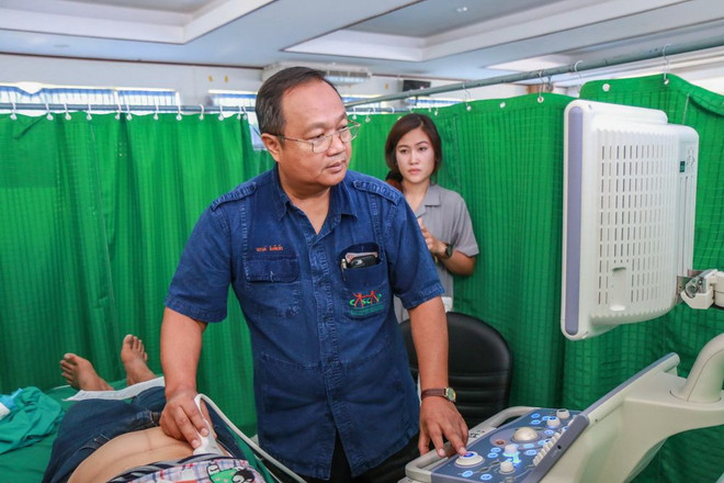 La Thaïlande aide le Laos à soigner ses habitants ảnh 1