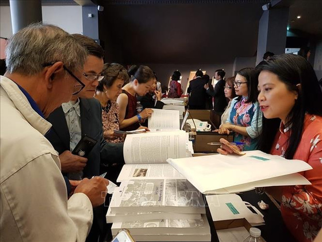 Célébration du centenaire du mouvement des Vietnamiens d’outre-mer ảnh 2 Célébration du centenaire du mouvement des Vietnamiens d’outre-mer ảnh 2