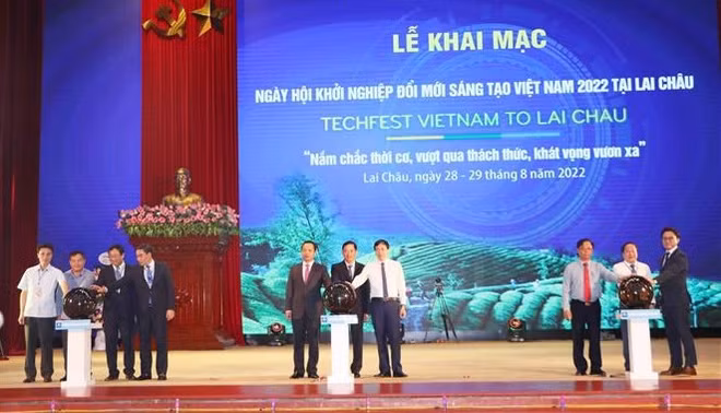 Coup d’envoi de Techfest Vietnam 2022 à Lai Chau ảnh 1