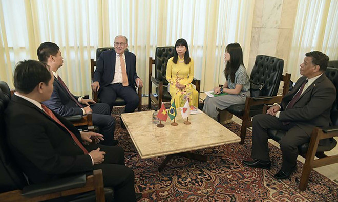 Le Brésil invite les entreprises vietnamiennes à participer à la Semaine internationale du café ảnh 2 Le Brésil invite les entreprises vietnamiennes à participer à la Semaine internationale du café ảnh 2