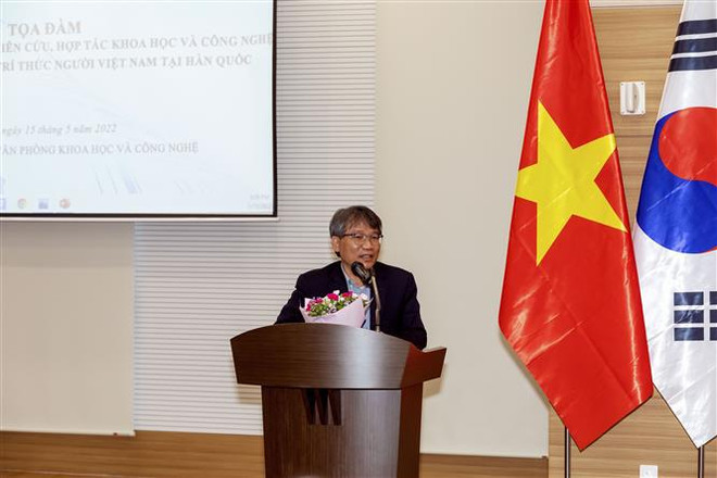 Séminaire sur la coopération avec des intellectuels vietnamiens en R. de Corée ảnh 2 Séminaire sur la coopération avec des intellectuels vietnamiens en R. de Corée ảnh 2