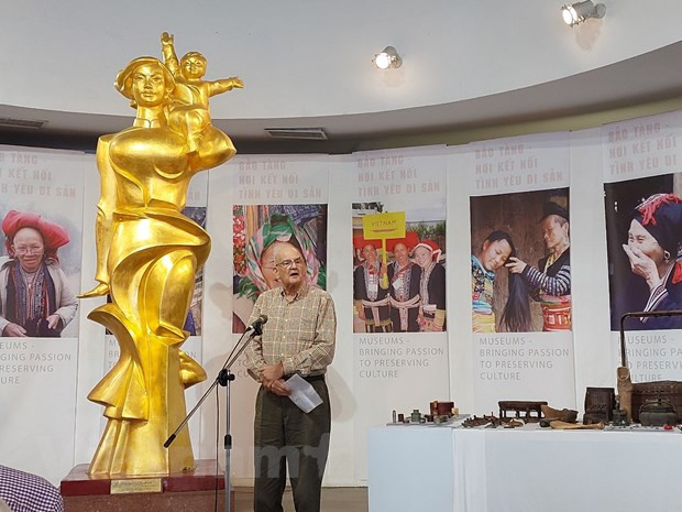 Mark Rapoport, un médecin américain grand collectionneur d’objets culturels vietnamiens ảnh 1 Mark Rapoport, un médecin américain grand collectionneur d’objets culturels vietnamiens ảnh 1