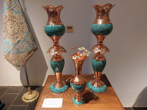 L’art millénaire de l'Iran s'expose au Musée d’ethnologie de Hanoi ảnh 6 L’art millénaire de l'Iran s'expose au Musée d’ethnologie de Hanoi ảnh 6