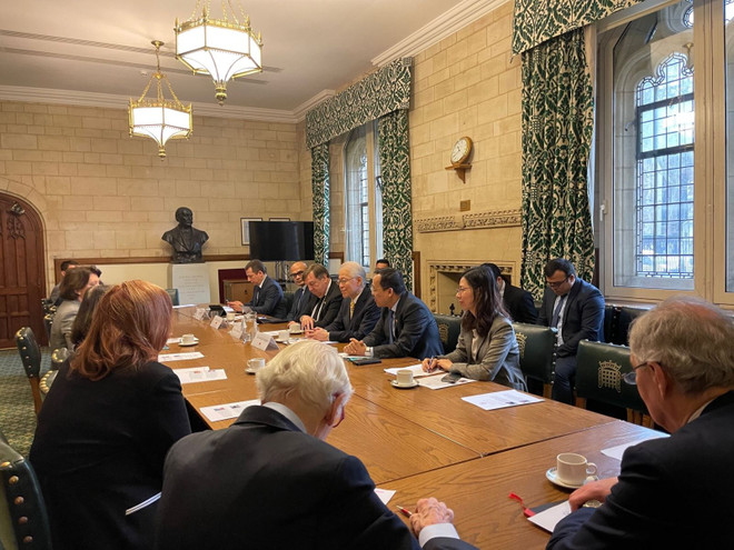 Les députés britanniques soutiennent la promotion du partenariat stratégique avec le Vietnam ảnh 1 Les députés britanniques soutiennent la promotion du partenariat stratégique avec le Vietnam ảnh 1