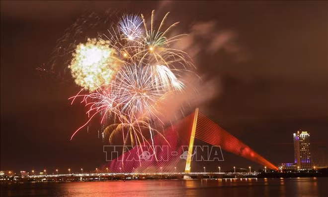 Le Vietnam propose d'annuler les feux d'artifice pour le Nouvel An lunaire ảnh 1