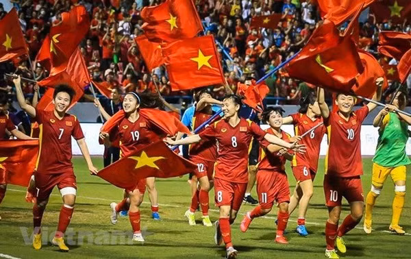 SEA Games 31 : remise de l’Ordre du travail aux meilleurs sportifs vietnamiens ảnh 1