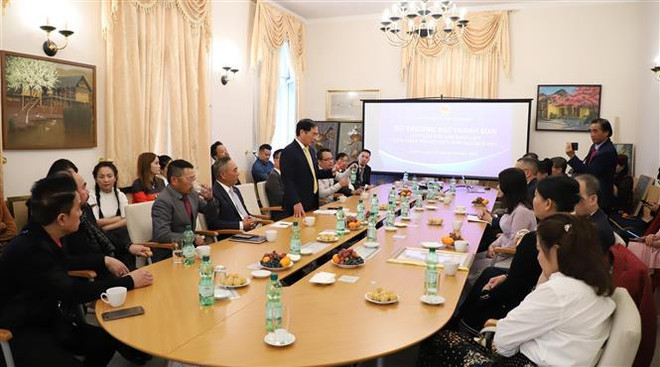 Le ministre des Affaires étrangères en visite officielle en Allemagne ảnh 4 Le ministre des Affaires étrangères en visite officielle en Allemagne ảnh 4