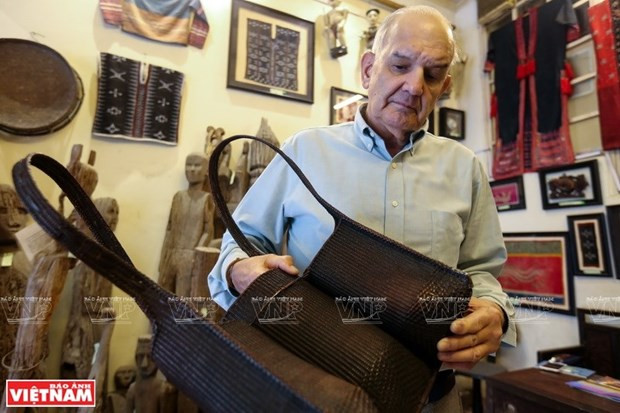 Mark Rapoport, un médecin américain grand collectionneur d’objets culturels vietnamiens ảnh 2 Mark Rapoport, un médecin américain grand collectionneur d’objets culturels vietnamiens ảnh 2