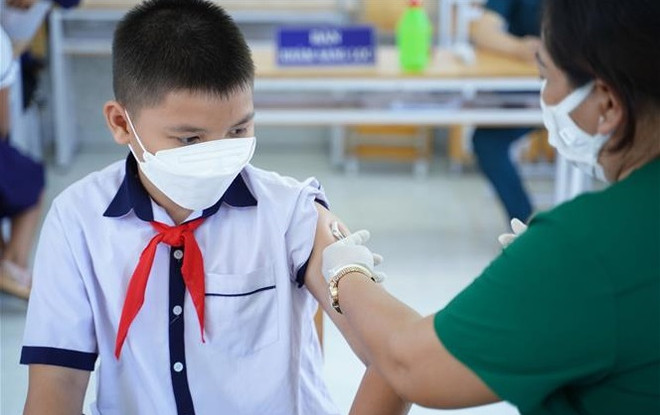Plus d'un million de doses de vaccins anti-COVID-19 administrées aux enfants de 5 à 12 ans ảnh 1 Plus d'un million de doses de vaccins anti-COVID-19 administrées aux enfants de 5 à 12 ans ảnh 1