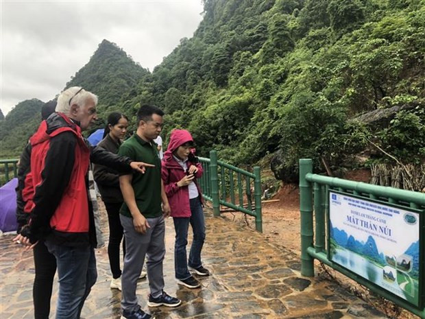 Des experts réévaluent des sites du géoparc mondial UNESCO Non Nuoc Cao Bang ảnh 1 Des experts réévaluent des sites du géoparc mondial UNESCO Non Nuoc Cao Bang ảnh 1