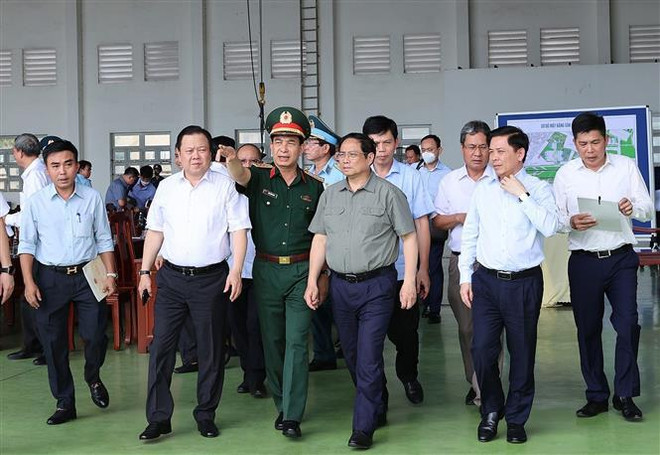 Le PM demande d'accélérer la construction du terminal T3 de l'aéroport de Tân Son Nhât ảnh 1 Le PM demande d'accélérer la construction du terminal T3 de l'aéroport de Tân Son Nhât ảnh 1