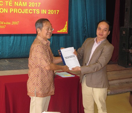 Un metteur en scène singapourien met le théâtre tuông à l’honneur ảnh 1