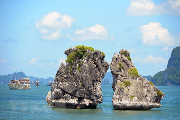 La baie d'Ha Long parmi les 25 plus belles destinations du monde par CNN ảnh 2 La baie d'Ha Long parmi les 25 plus belles destinations du monde par CNN ảnh 2