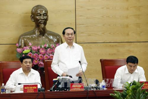 Le président Tran Dai Quang travaille avec les autorités de Nghe An ảnh 1 Le président Tran Dai Quang travaille avec les autorités de Nghe An ảnh 1
