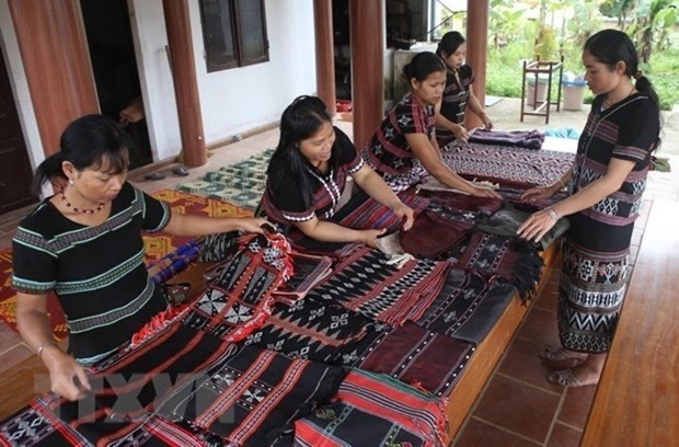 PNUD : le Vietnam s'efforce d'autonomiser les femmes dans les régions reculées ảnh 2 PNUD : le Vietnam s'efforce d'autonomiser les femmes dans les régions reculées ảnh 2