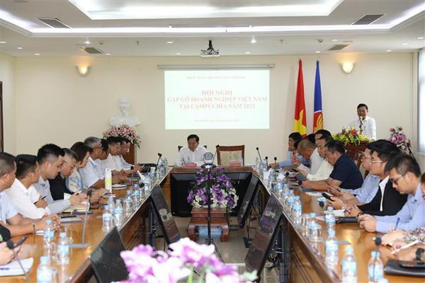 Soutien aux entreprises vietnamiennes au Cambodge ảnh 1 Soutien aux entreprises vietnamiennes au Cambodge ảnh 1
