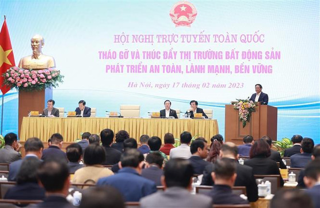 Le PM Pham Minh Chinh préside une conférence nationale en ligne sur le marché immobilier ảnh 1 Le PM Pham Minh Chinh préside une conférence nationale en ligne sur le marché immobilier ảnh 1
