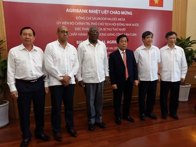 Vietnam et Cuba renforcent la coopération dans le crédit agricole ảnh 1