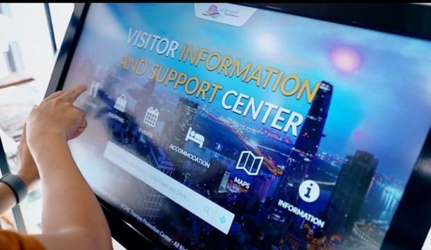 Un diplomate tchèque apprécie la stratégie de la 4e révolution industrielle du Vietnam ảnh 1 Un diplomate tchèque apprécie la stratégie de la 4e révolution industrielle du Vietnam ảnh 1