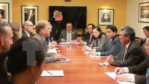 L’État américain de Virginie scelle sa coopération avec six localités vietnamiennes ảnh 1 L’État américain de Virginie scelle sa coopération avec six localités vietnamiennes ảnh 1