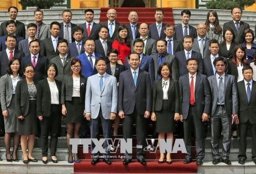 Pour accélérer les activités de services du commerce à l’étranger ảnh 1