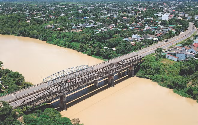 Vue aérienne du pont Sêrêpôk. Photo: Phan Tuân/CVN